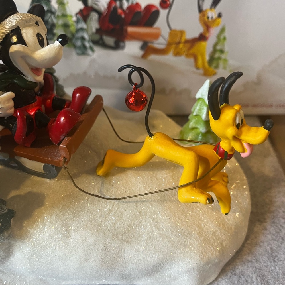 St. Nicholas Square Mickey & Friends Hand Painted Mickey & Minnie Sleigh Ride - Picture 3 of 12